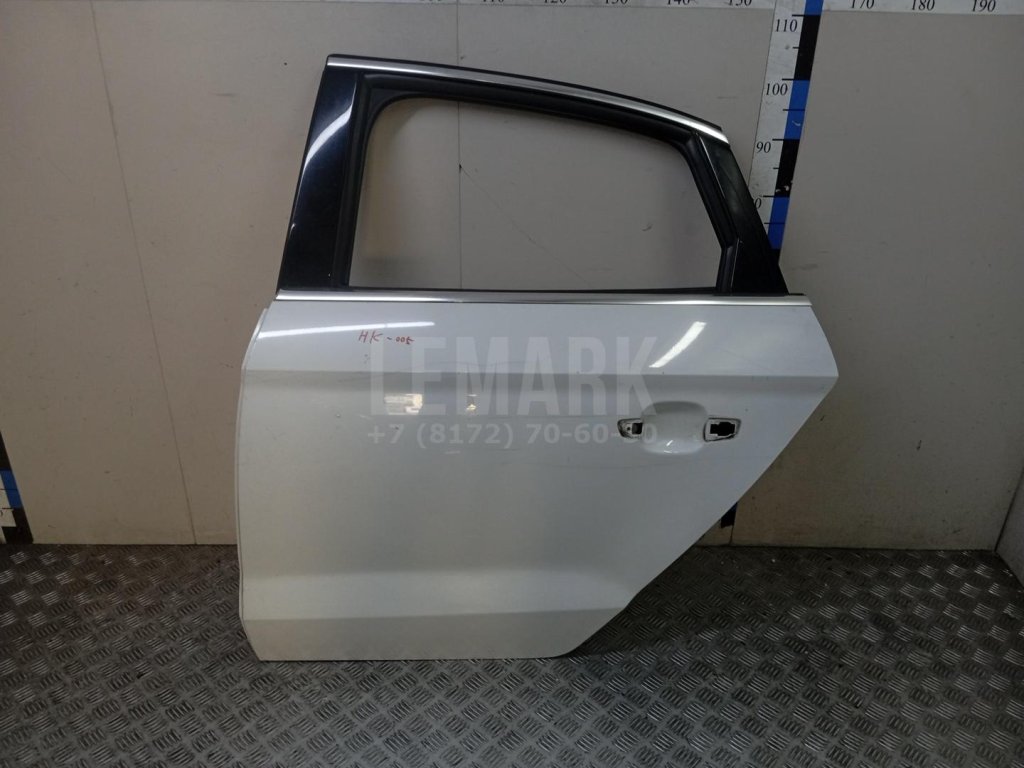 Дверь задняя левая