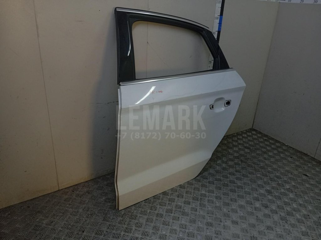 Дверь задняя левая