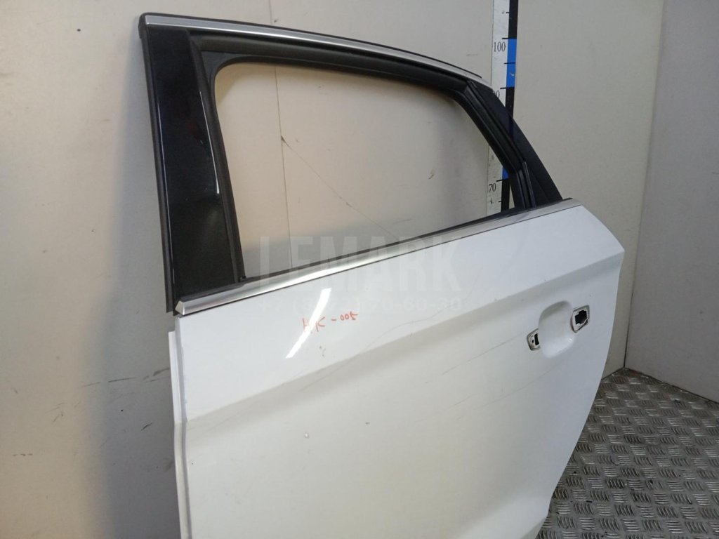 Дверь задняя левая
