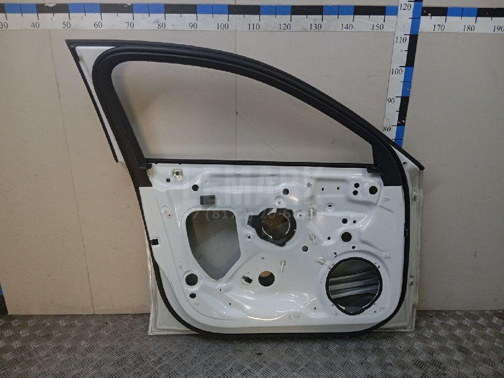 Дверь передняя левая