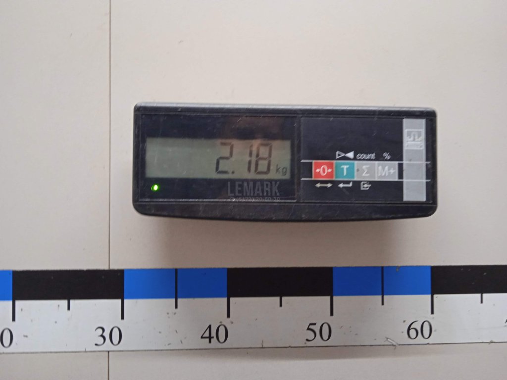 Обшивка двери багажника