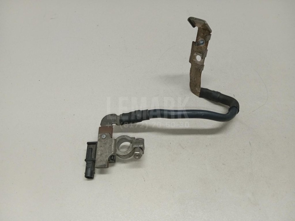 Клемма аккумулятора минус