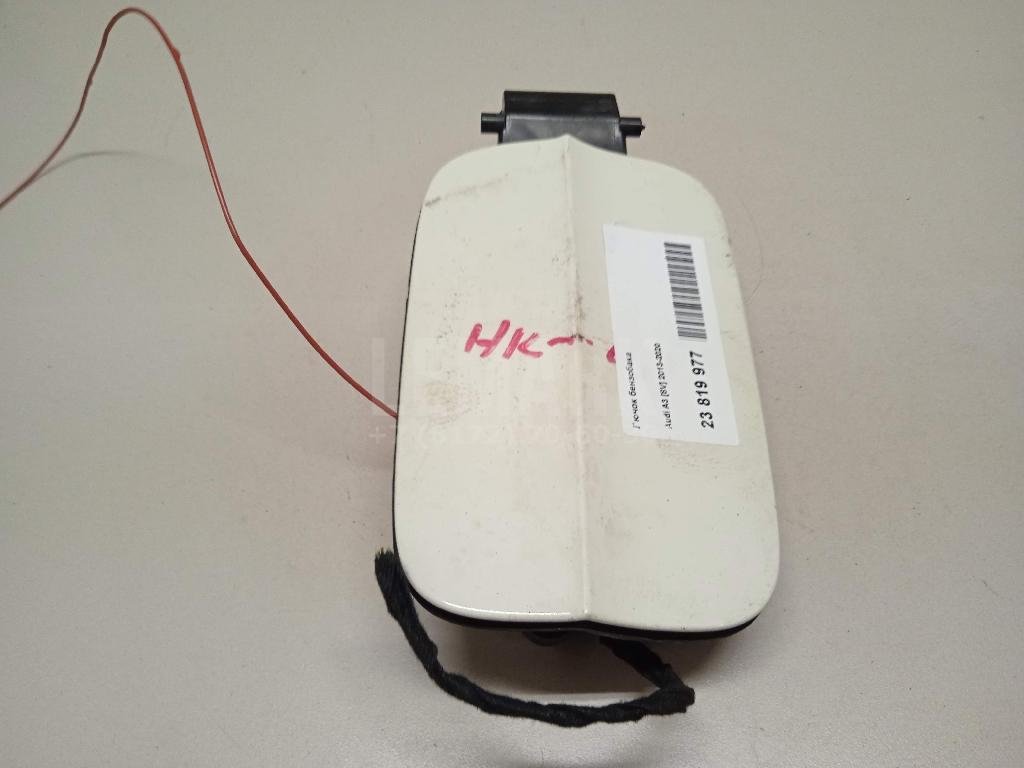 Лючок бензобака