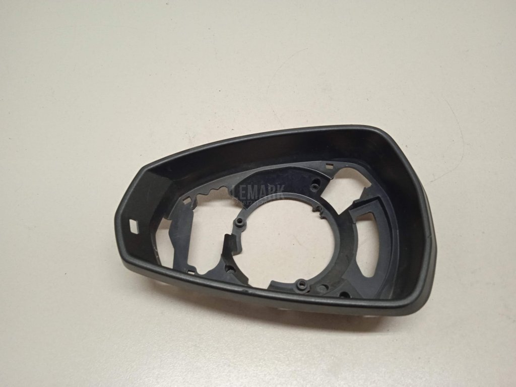 Рамка зеркала левого для  Audi A3 [8V] 2013-2020