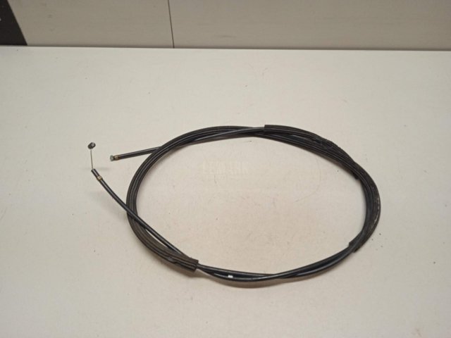 Трос открывания капота