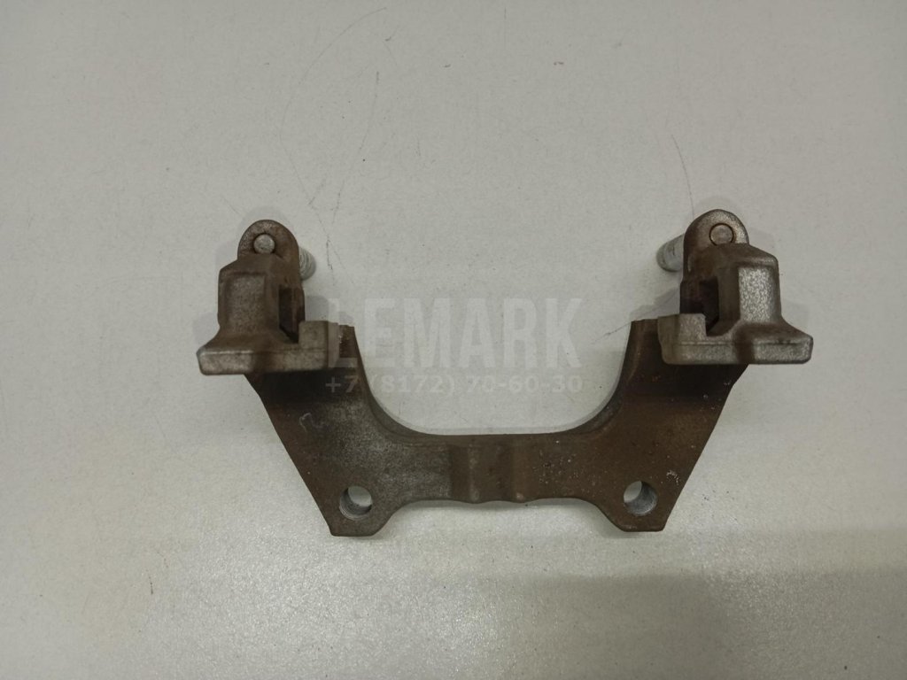 Скоба суппорта заднего