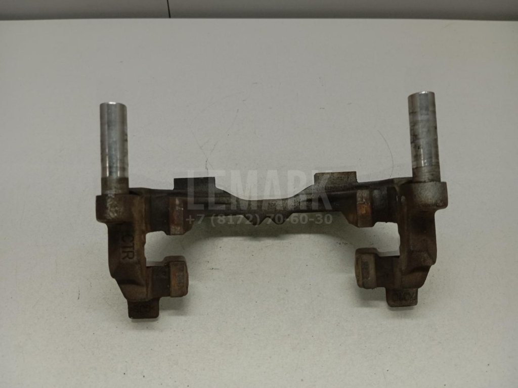 Скоба суппорта заднего