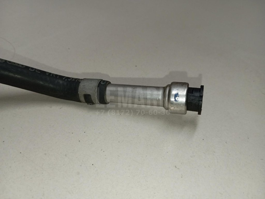 Трубка топливная