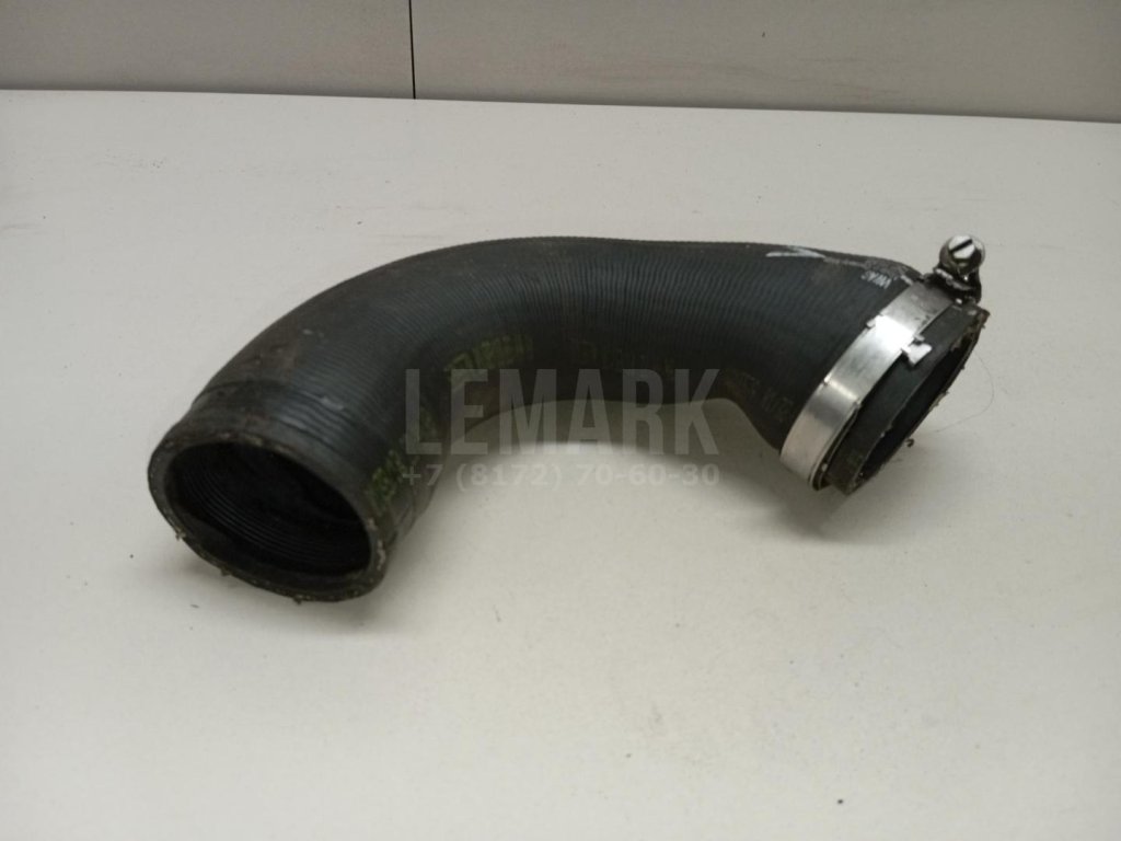 Патрубок интеркулера