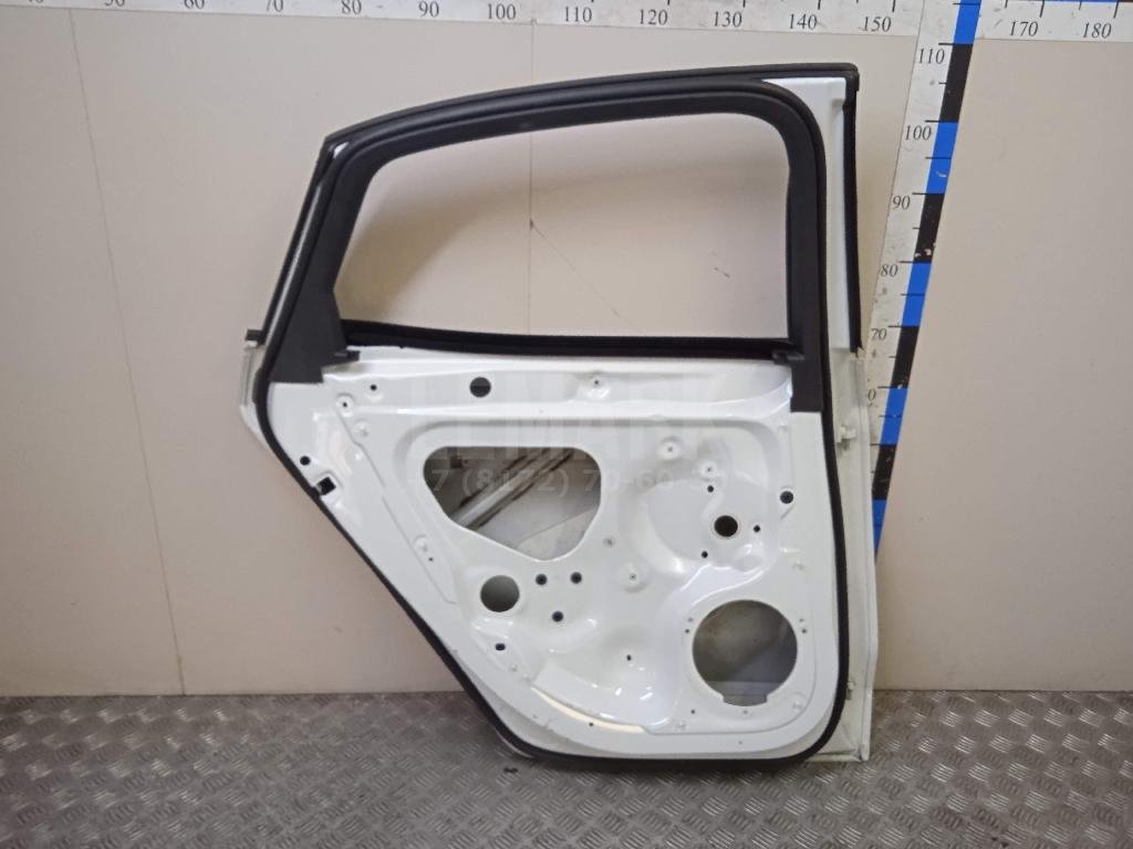 Дверь задняя левая