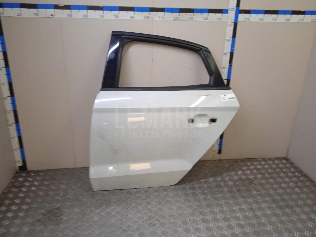 Дверь задняя левая