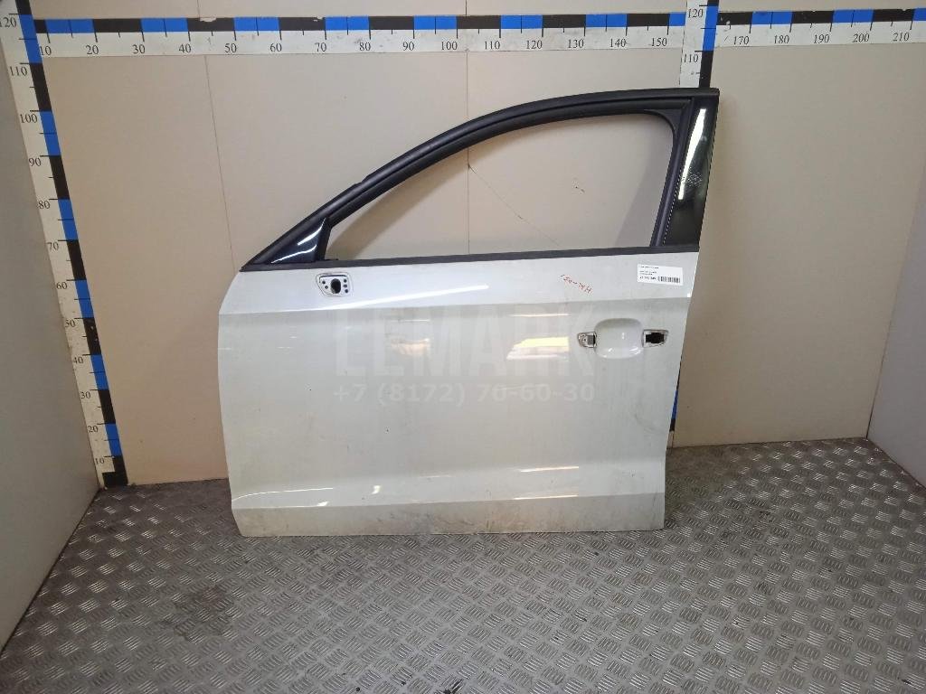 Дверь передняя левая