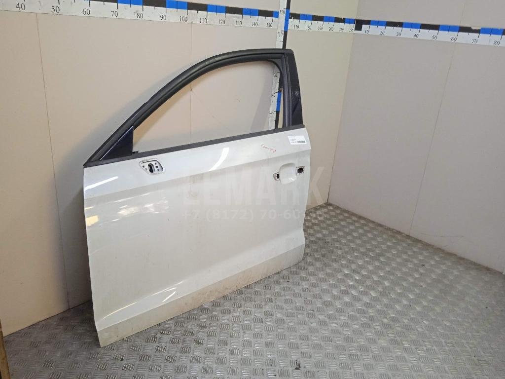 Дверь передняя левая