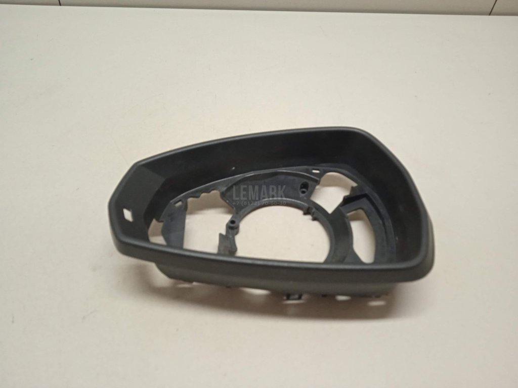 Рамка зеркала левого для  Audi A3 [8V] 2013-2020