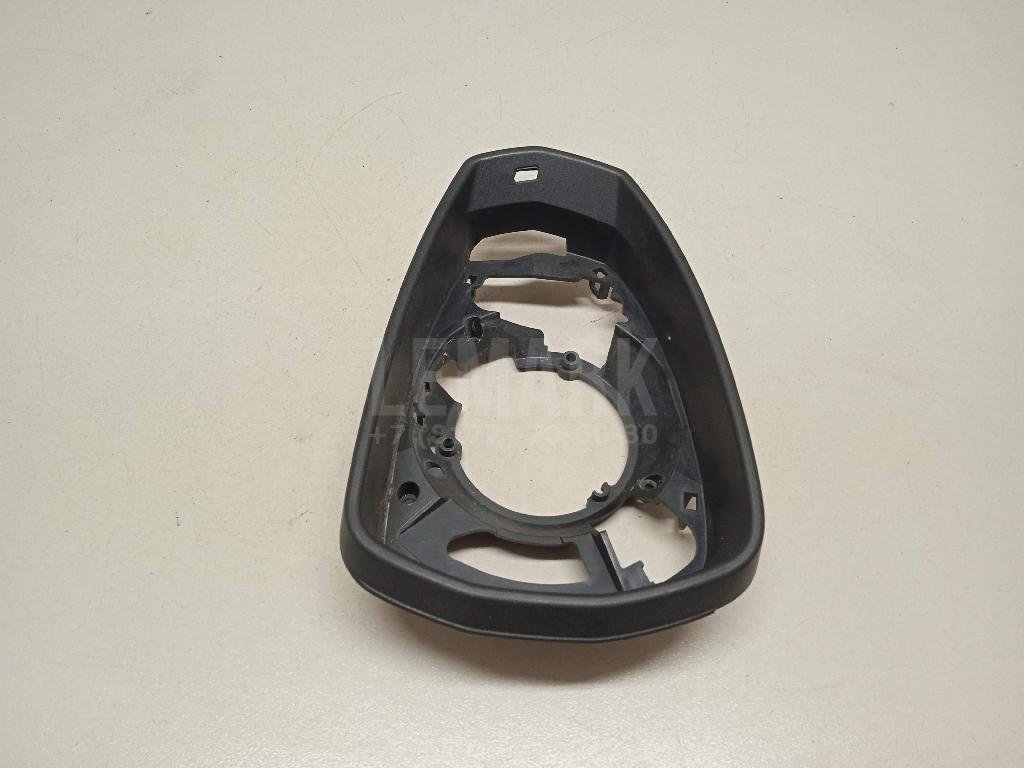 Рамка зеркала левого для  Audi A3 [8V] 2013-2020