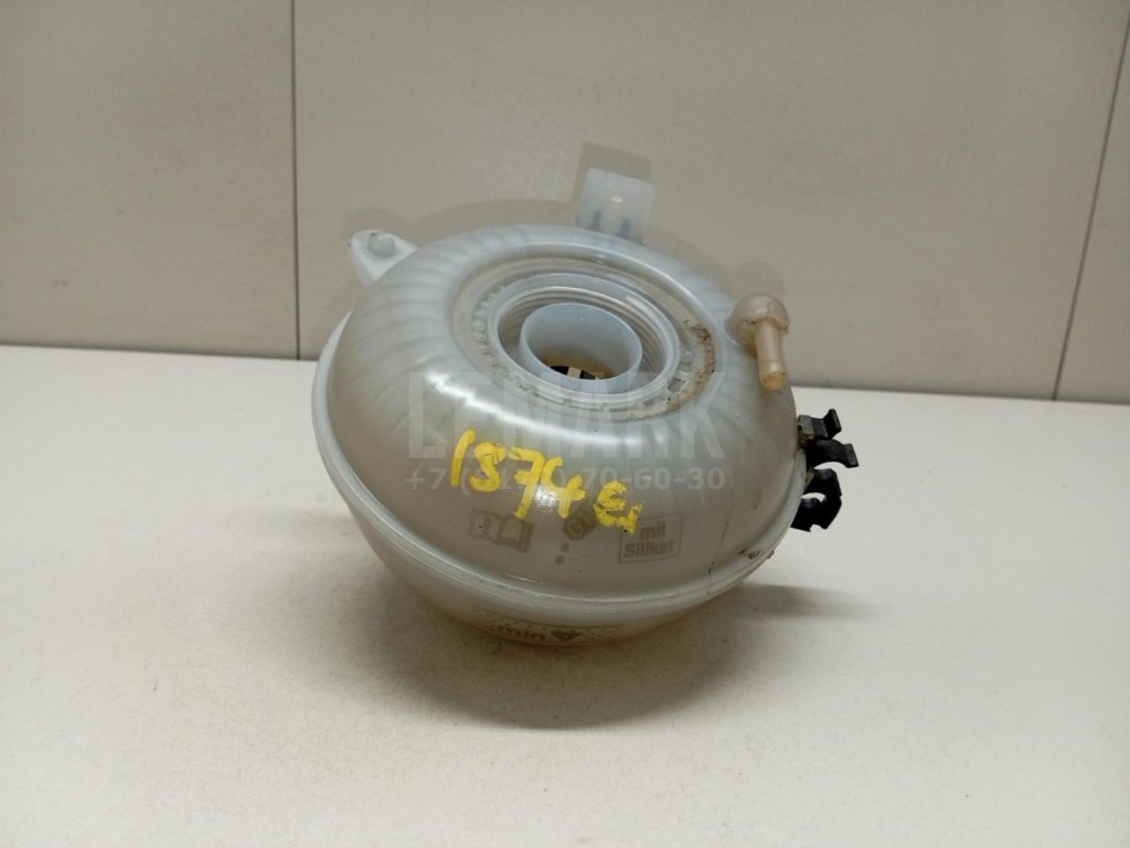 Бачок расширительный