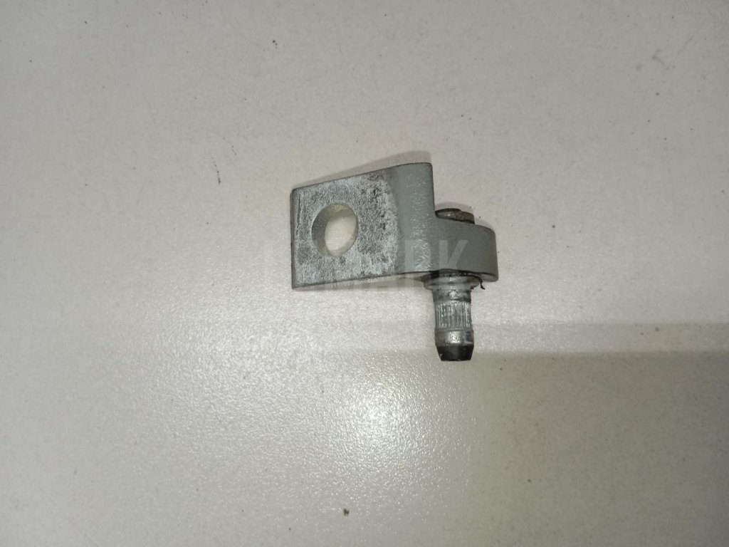 Петля двери для  Audi A3 [8V] 2013-2020