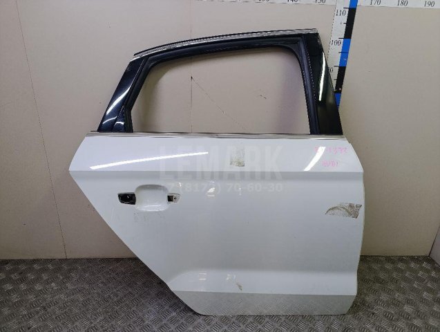 Дверь задняя правая