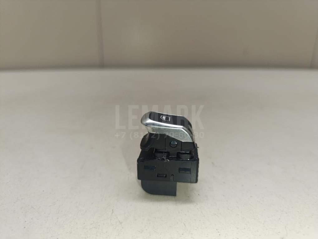 Кнопка стеклоподъемника