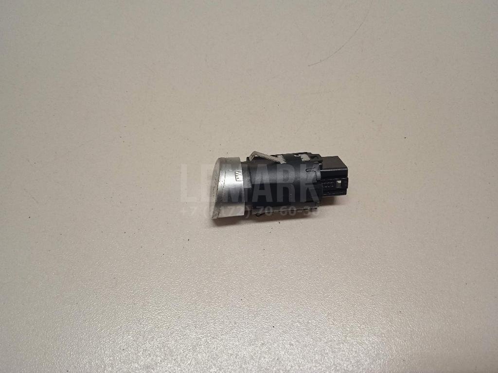 Кнопка запуска двигателя