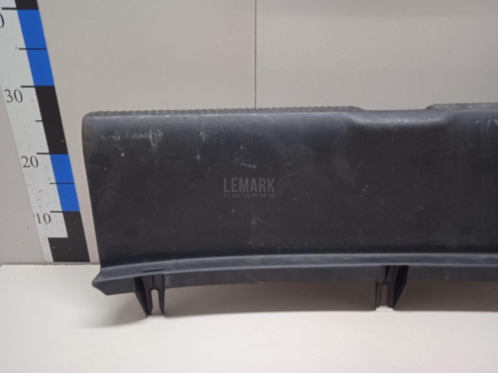 Обшивка багажника