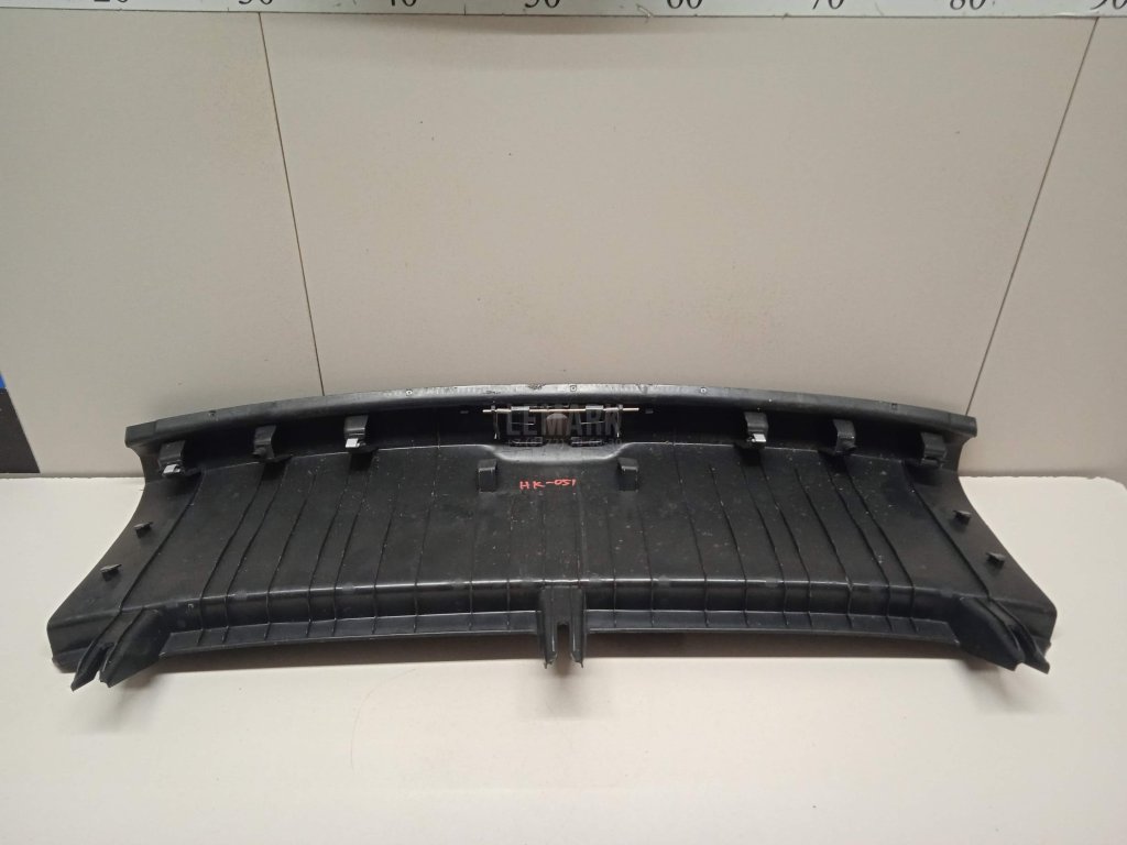 Обшивка багажника