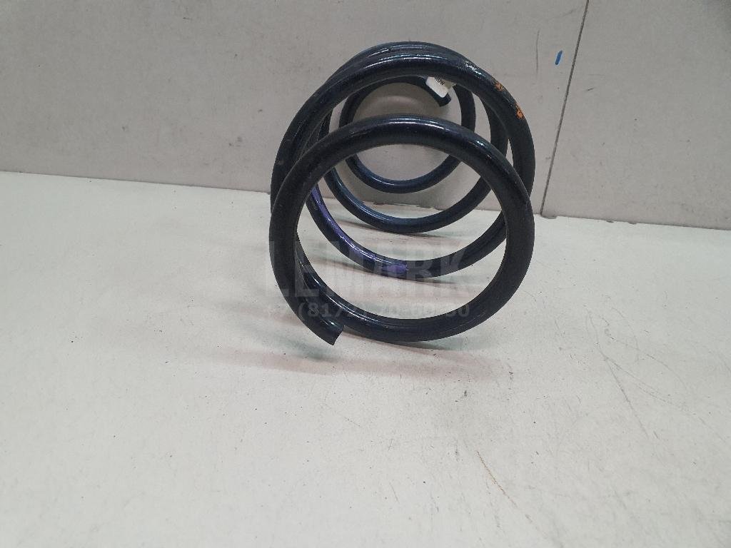 Пружина передняя