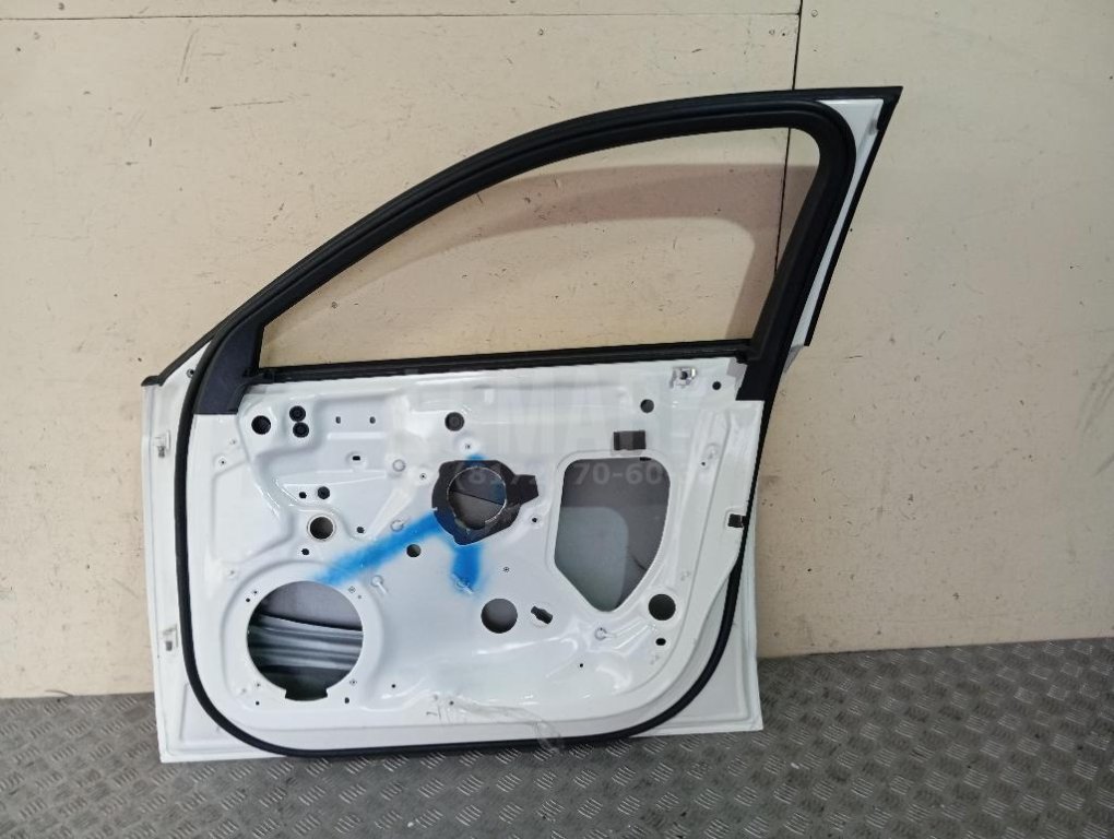 Дверь передняя правая