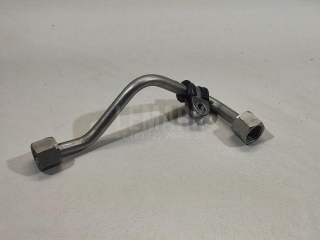 Трубка топливная