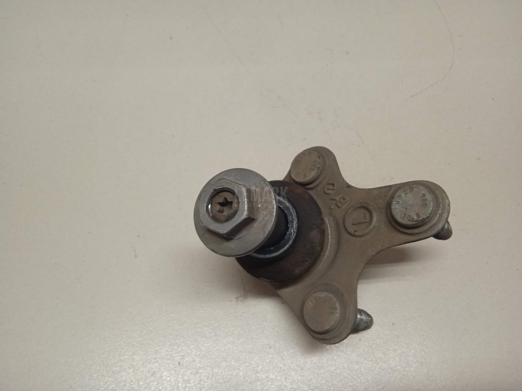 Опора шаровая левая передней подвески