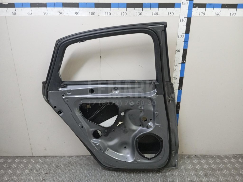 Дверь задняя левая