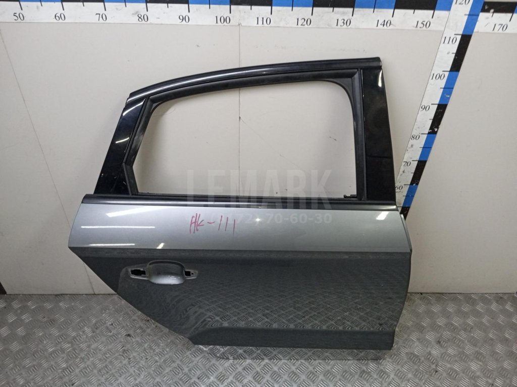 Дверь задняя правая