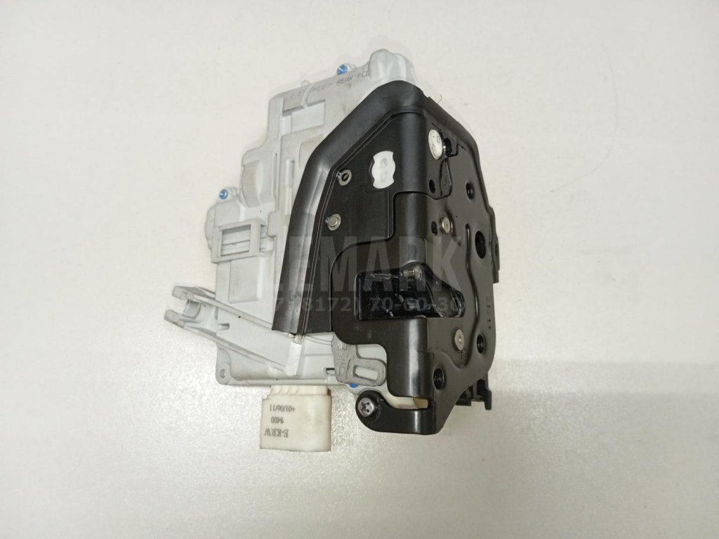 Замок двери задней правой