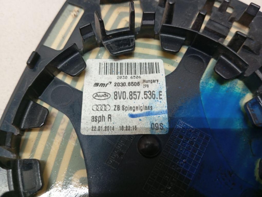 Стекло зеркала электрического правого