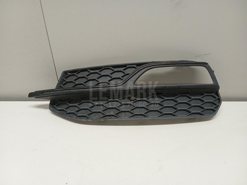 Решетка в бампер левая