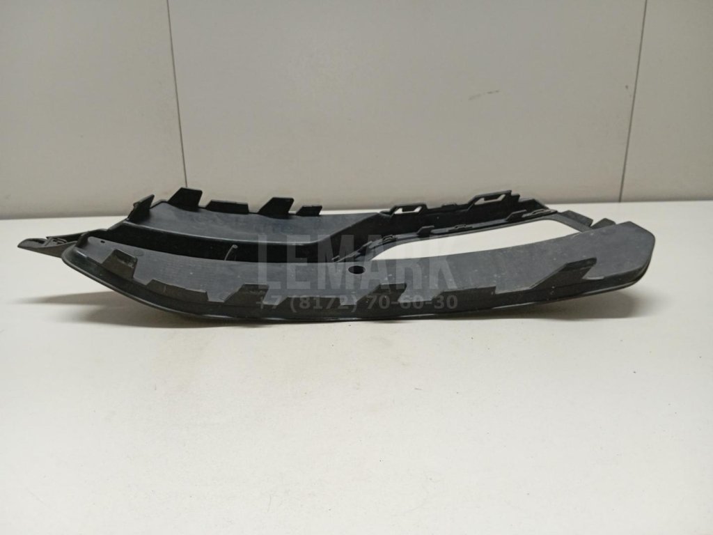 Решетка в бампер правая