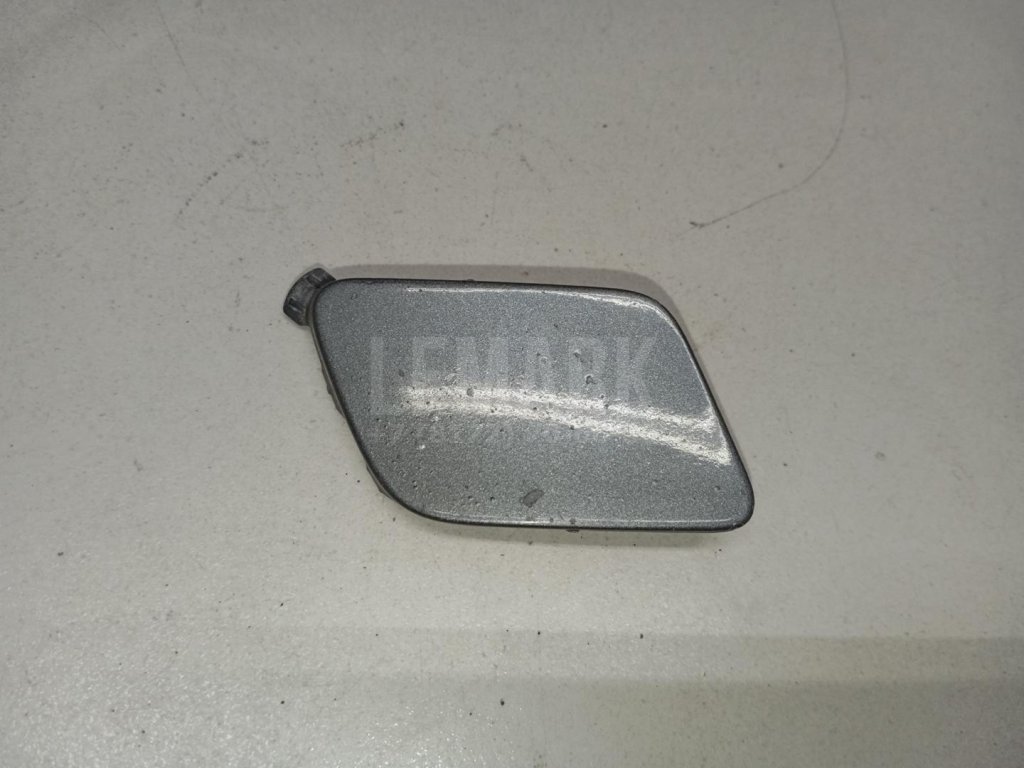 Заглушка буксировочного крюка