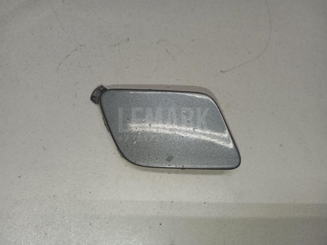 Заглушка буксировочного крюка