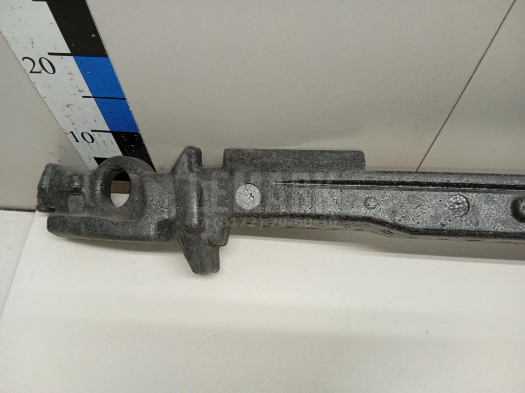 Наполнитель переднего бампера