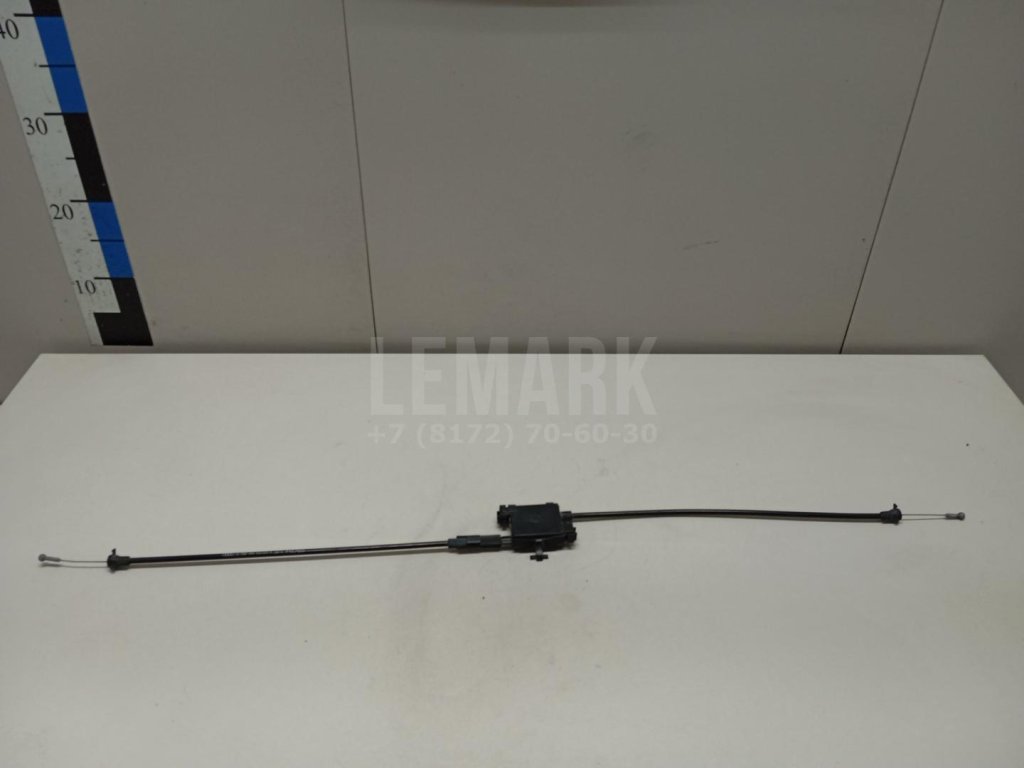 Трос открывания капота