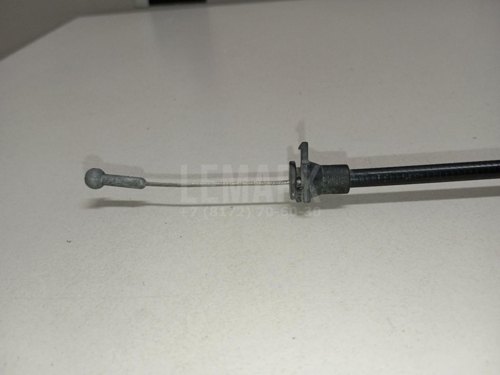 Трос открывания капота