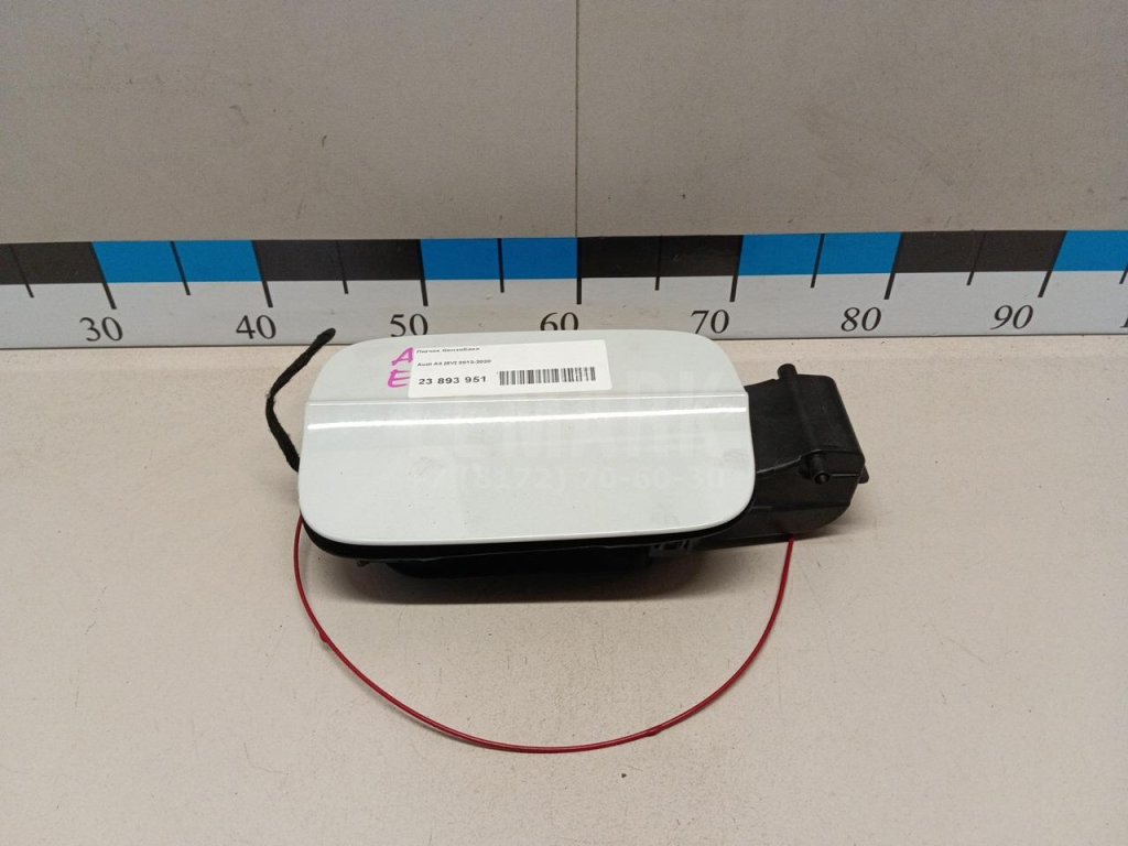 Лючок бензобака