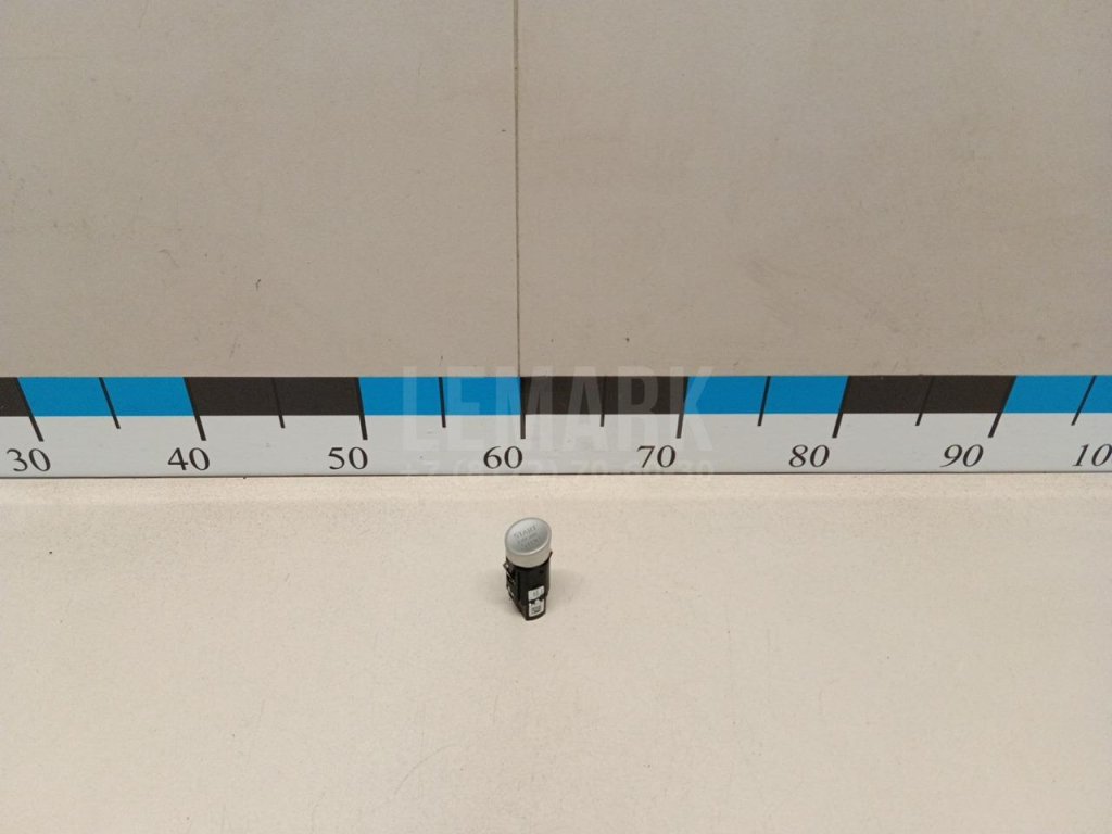 Кнопка запуска двигателя