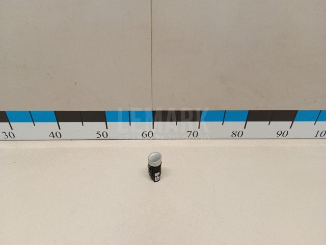 Кнопка запуска двигателя