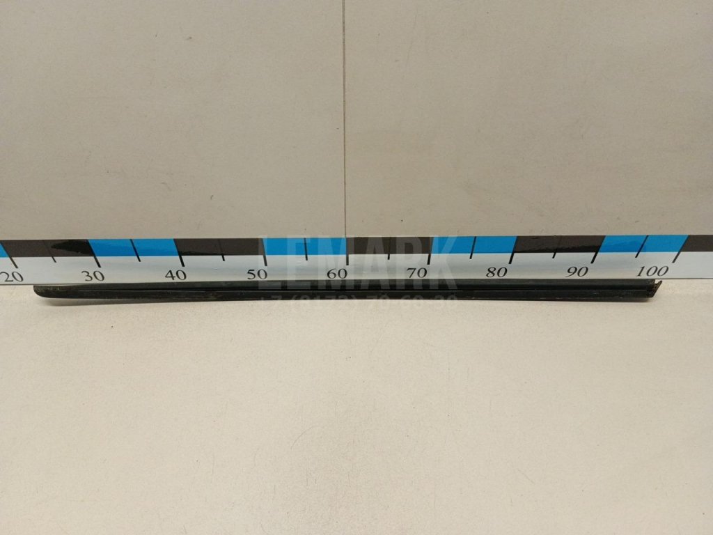 Молдинг лобового стекла