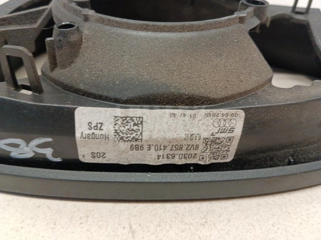 Рамка зеркала правого