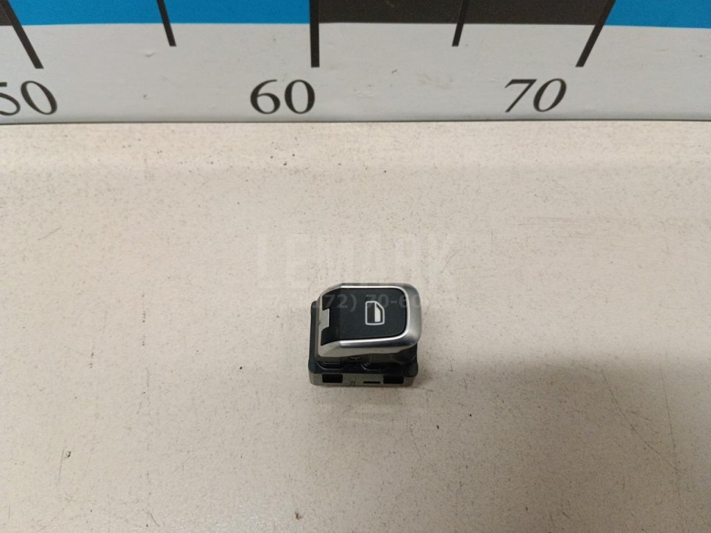 Кнопка стеклоподъемника