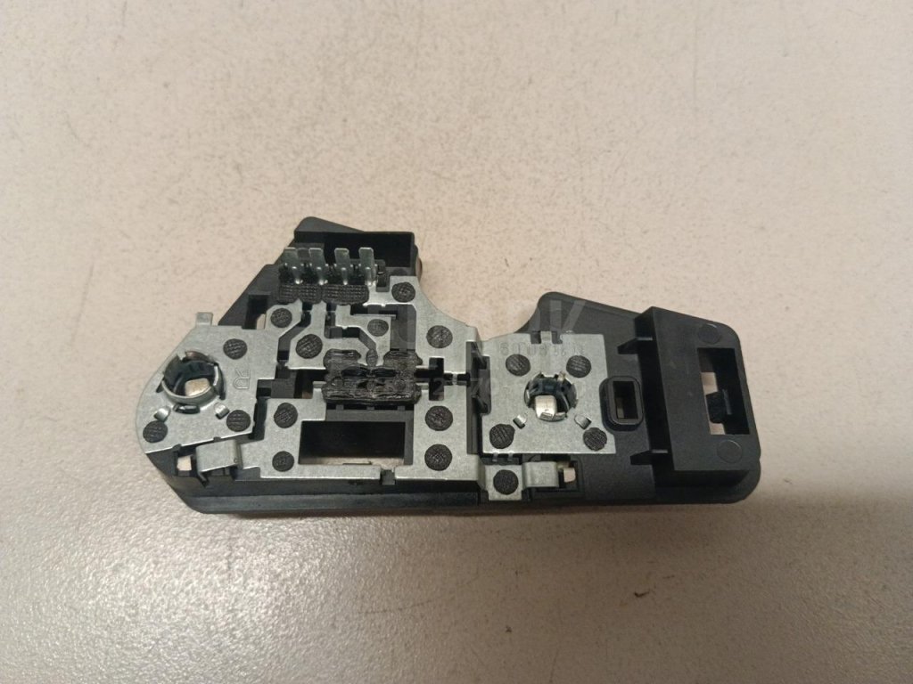 Плата заднего фонаря правого