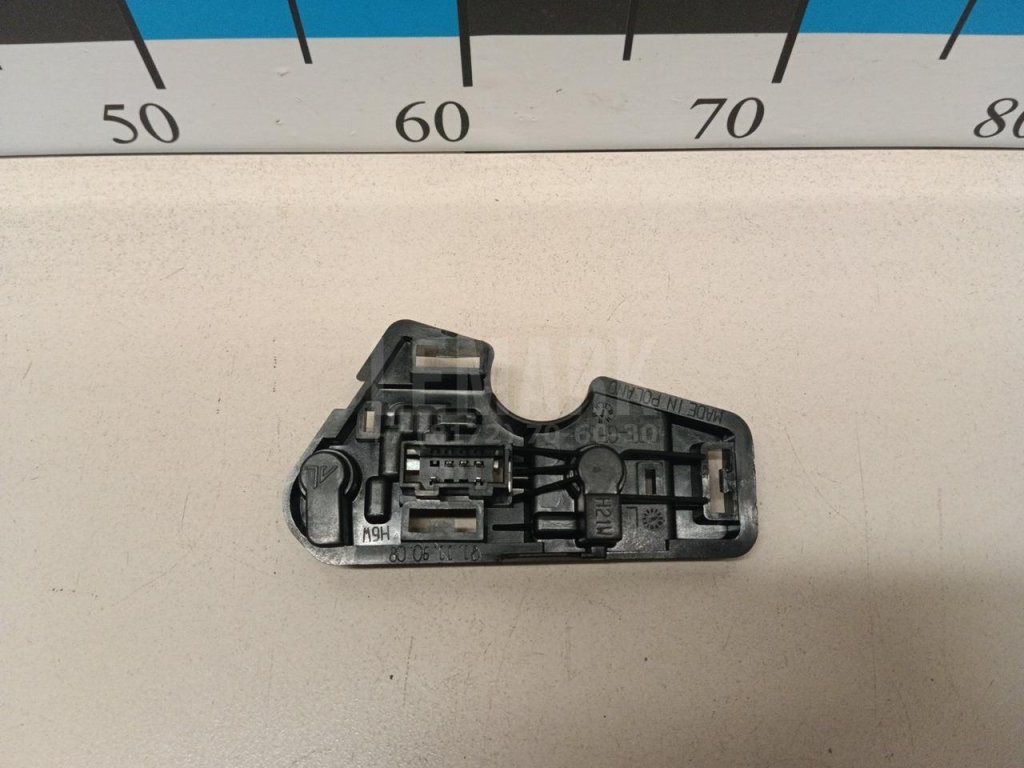 Плата заднего фонаря левого