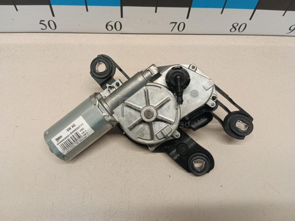 Моторчик стеклоочистителя задний